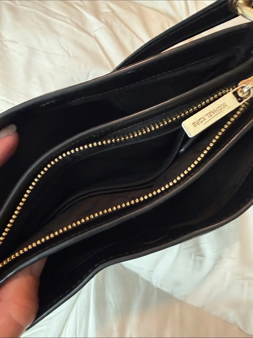 MICHAEL KORS Black Pebbled Leather Crossbody with Gold Hardware